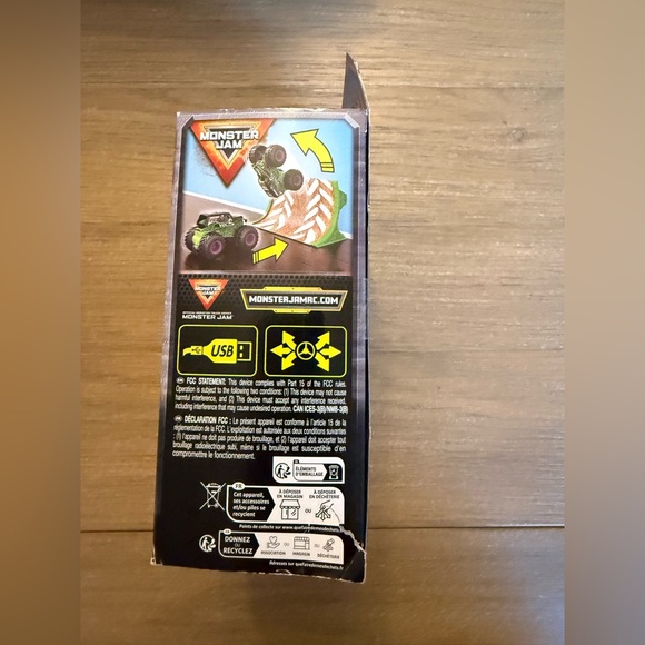 monster jame grave digger rc car unopened - Picture 4 of 4